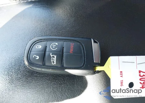 2019 Jeep Cherokee Limited 4X4 from USA, damaged, VIN 1C4PJMDN2KD149174